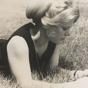 Meet your Posher, Juliette